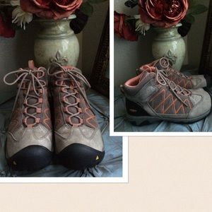 Keen Dry Waterproof Hiking Women's Boots